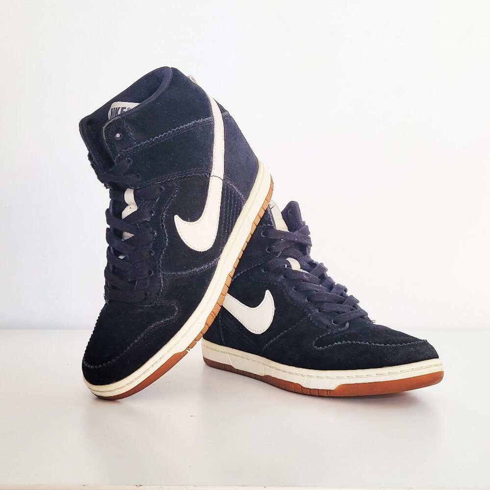 Nike Dunk Sky-Hi Wedge Heel Black/White Women's Sneakers 528899-002 - Size 7.5